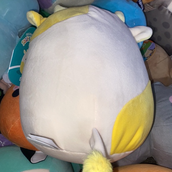 Squishmallows Bodie the cow - Picture 2 of 5